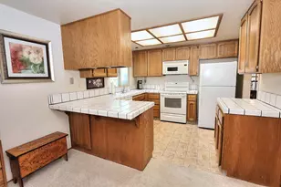 7046 Rancho Mirage Ct, Citrus Heights, CA 95621 - Photo 12