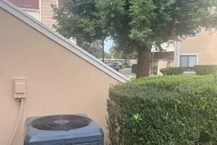 1545 Pyrenees, Stockton, CA 95210 - Photo 24