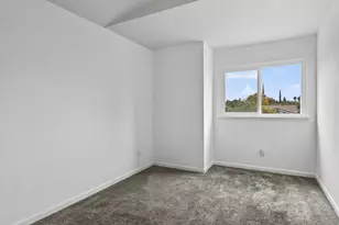 8064 Kingsdale Way, Sacramento, CA 95823 - Photo 32