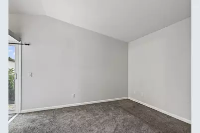 8064 Kingsdale Way, Sacramento, CA 95823 - Photo 26