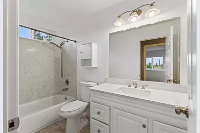 8064 Kingsdale Way, Sacramento, CA 95823 - Photo 36