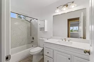 8064 Kingsdale Way, Sacramento, CA 95823 - Photo 36