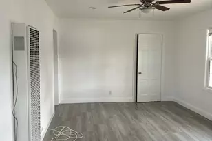 5101 Gordon Dr, Sacramento, CA 95824 - Photo 2