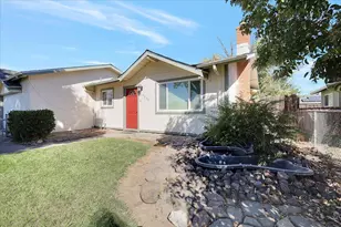 4357 Twain Dr, Olivehurst, CA 95961 - Photo 4