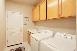 1841 Delia Ct, Manteca, CA 95336 - Photo 32