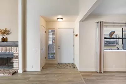 2280 Hurley Way #32, Sacramento, CA 95825 - Photo 10