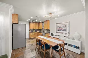 568 Regis Dr, Sacramento, CA 95838 - Photo 14