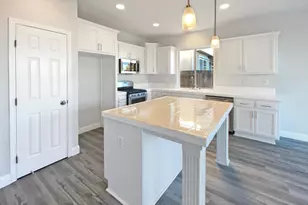 4087 Preserve Way, Rancho Cordova, CA 95742 - Photo 6