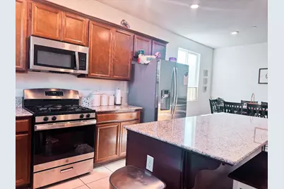 2013 Marciochi Court, Los Banos, CA 93635 - Photo 6