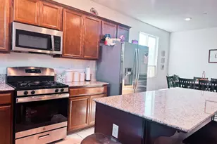 2013 Marciochi Ct, Los Banos, CA 93635 - Photo 6