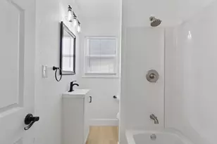 1559 N Carruth Ave, Fresno, CA 93728 - Photo 16