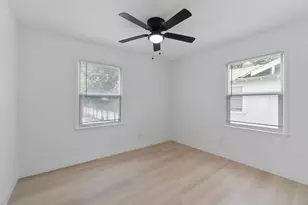 1559 N Carruth Ave, Fresno, CA 93728 - Photo 18