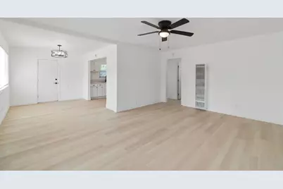 1559 N Carruth Avenue, Fresno, CA 93728 - Photo 6