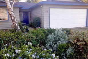 1328 Luna Ln, Stockton, CA 95206 - Photo 2