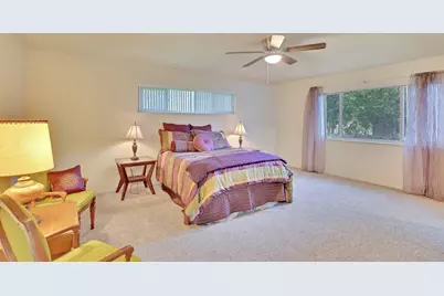 9550 Colton Avenue, Elk Grove, CA 95624 - Photo 20