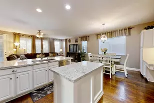 9573 Spring River Way, Elk Grove, CA 95624 - Photo 8
