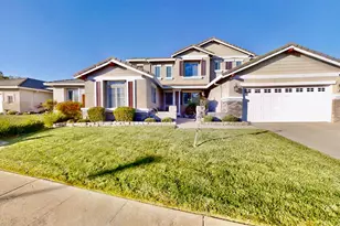 9573 Spring River Way, Elk Grove, CA 95624 - Photo 2