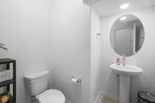 1654 Chanticleer Ln, Sacramento, CA 95834 - Photo 22