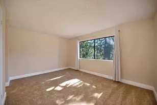 722 Woodside Ln E, Sacramento, CA 95825 - Photo 18