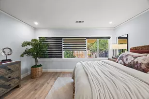 938 50th St, Sacramento, CA 95819 - Photo 14