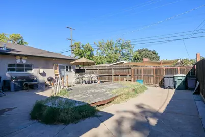 1317 Oakwood Drive, Modesto, CA 95350 - Photo 36