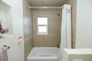 1317 Oakwood Dr, Modesto, CA 95350 - Photo 30