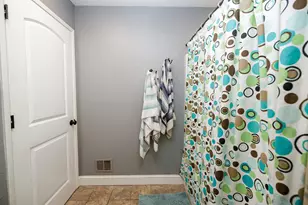 3012 Guinevere Ln, Modesto, CA 95350 - Photo 38