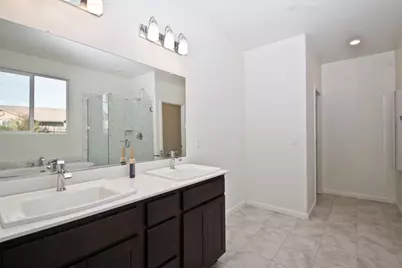 718 Crow Creek Circle, Galt, CA 95632 - Photo 8