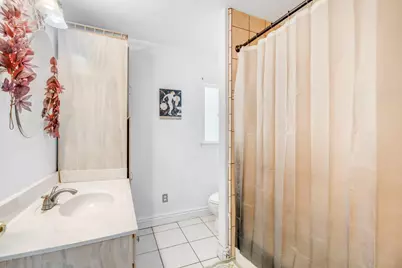 1562 N Fay Avenue, Fresno, CA 93728 - Photo 16