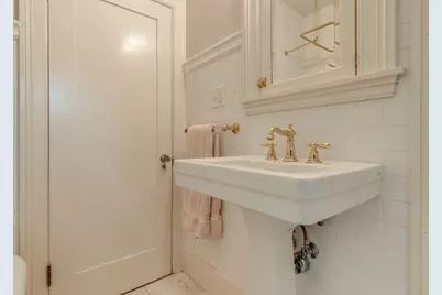 1863 Vallejo Way, Sacramento, CA 95818 - Photo 32