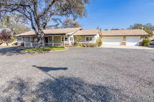 2155 El Faro Way, La Grange, CA 95329 - Photo 1
