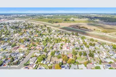 5742 E Marsh Street, Stockton, CA 95215 - Photo 34