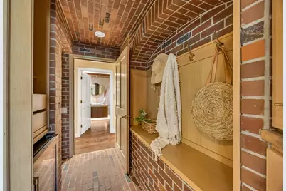 9801 Mira Del Rio Drive, Sacramento, CA 95827 - Photo 34