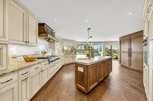 9801 Mira Del Rio Dr, Sacramento, CA 95827 - Photo 24