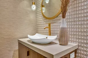 9801 Mira Del Rio Dr, Sacramento, CA 95827 - Photo 32