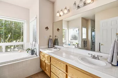 10571 Quiet Havens Court, Sacramento, CA 95830 - Photo 36