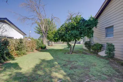 651 E 21st Street, Merced, CA 95340 - Photo 32