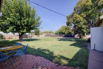 651 E 21st Street, Merced, CA 95340 - Photo 30