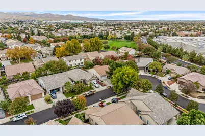 191 Fall Avenue, Patterson, CA 95363 - Photo 30