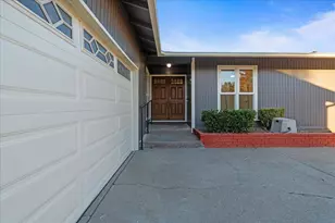 1715 Russell Way, Roseville, CA 95661 - Photo 4