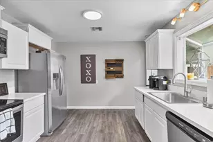 1109 Ulrich Ave, Modesto, CA 95350 - Photo 16