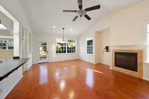 575 Kate Hayes St, Grass Valley, CA 95945 - Photo 10