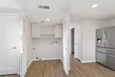 4102 Weymouth Lane, Sacramento, CA 95823 - Photo 6