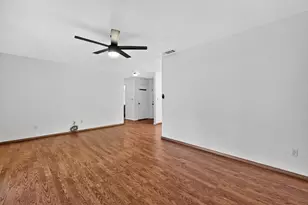 7035 Silver Knoll St, Rio Linda, CA 95673 - Photo 14