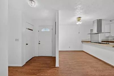 7035 Silver Knoll Street, Rio Linda, CA 95673 - Photo 10