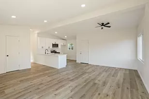 3903 Hogue Ave, Stockton, CA 95204 - Photo 8