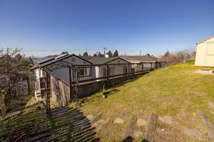 5026 Hilltop Dr, El Sobrante, CA 94803 - Photo 14