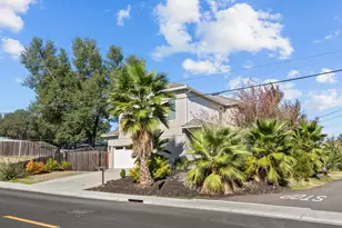 5841 Del Campo Ln, Carmichael, CA 95608 - Photo 10