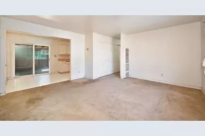 7580 Bellini Way, Sacramento, CA 95828 - Photo 10