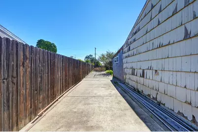 7580 Bellini Way, Sacramento, CA 95828 - Photo 8